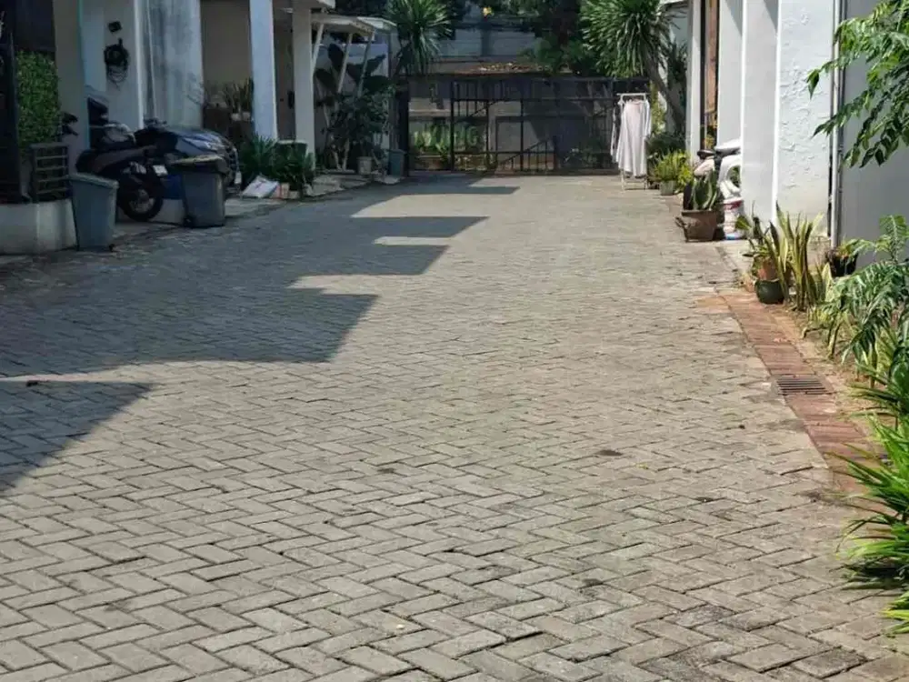 Dijual Rumah di Cluster Palm Villas Kota Jakarta Timur, 80m, All In!