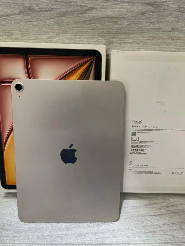 APPLE IPAD AIR 8 M4 11 128GB wifi resmi ibox ( used