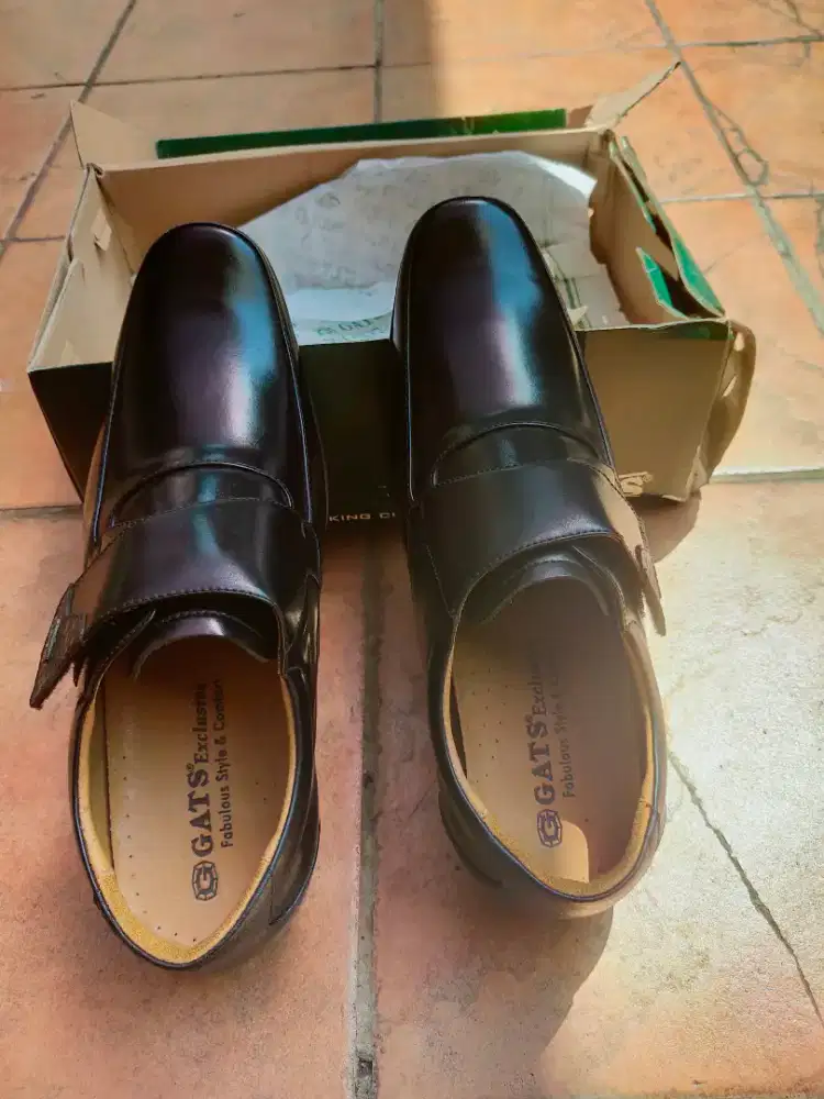 Jual sepatu formal