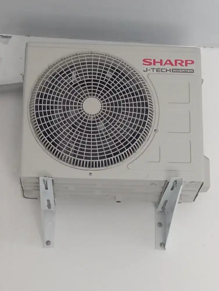 Ac sharp 1/2 pk inverter