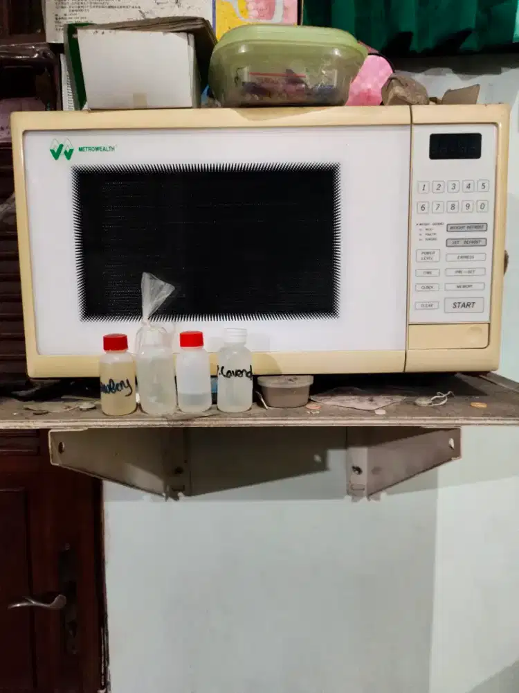 microwave 4D merk Metrowealth MW1109, 23lt, belum pernah pakai, mulus