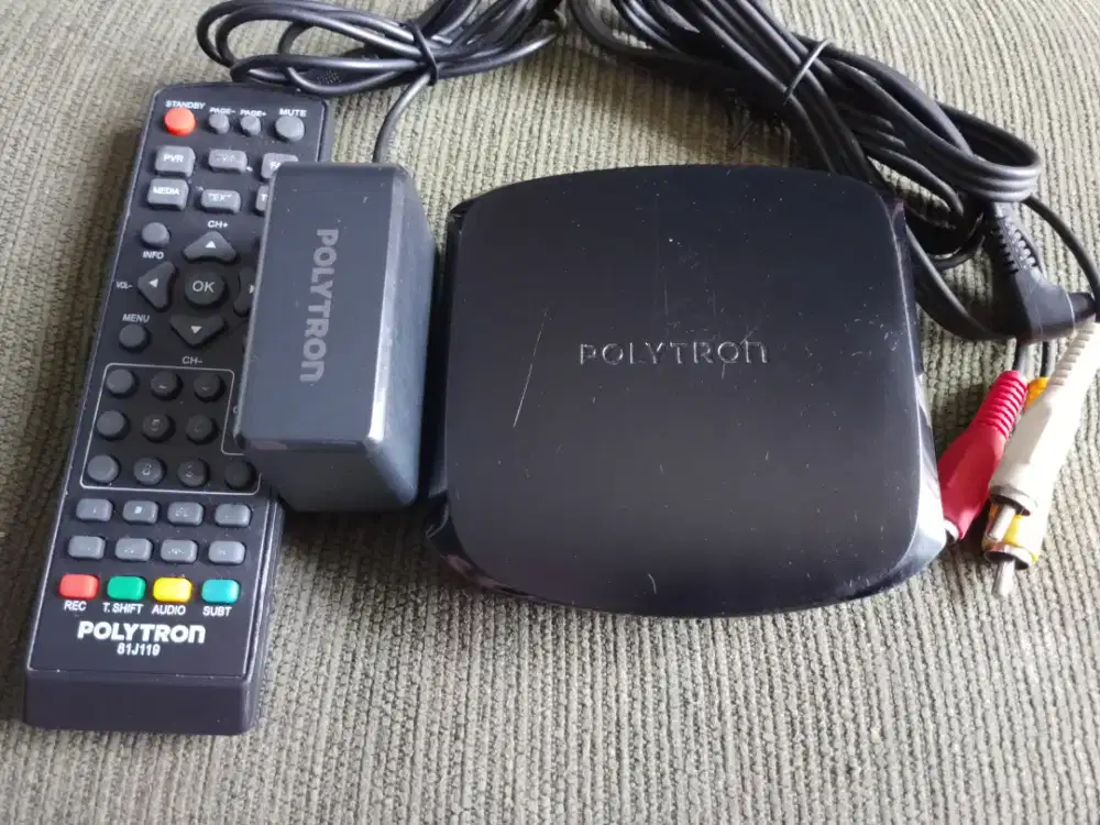 STB DIGITAL POLYTRON - PDV 700T2