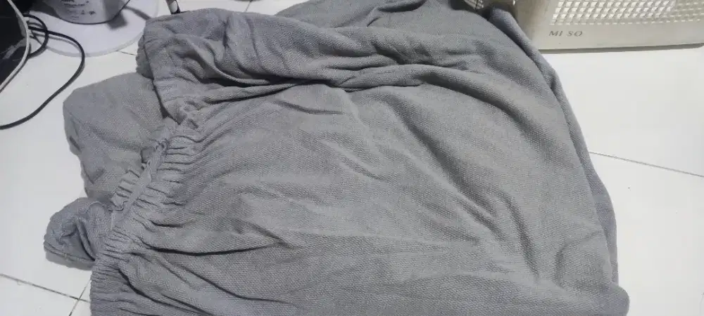 Sarung sofabed abu abu