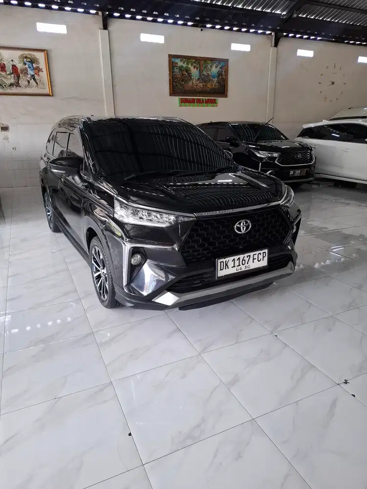 Toyota veloz Q hitam