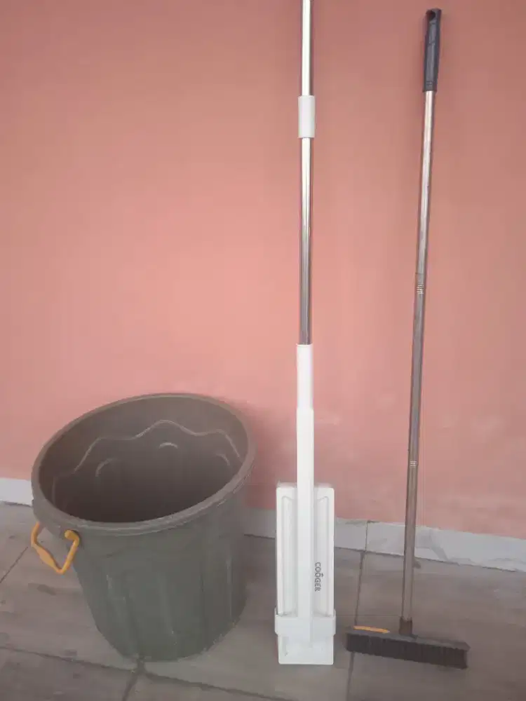 Alat pembersih rumah