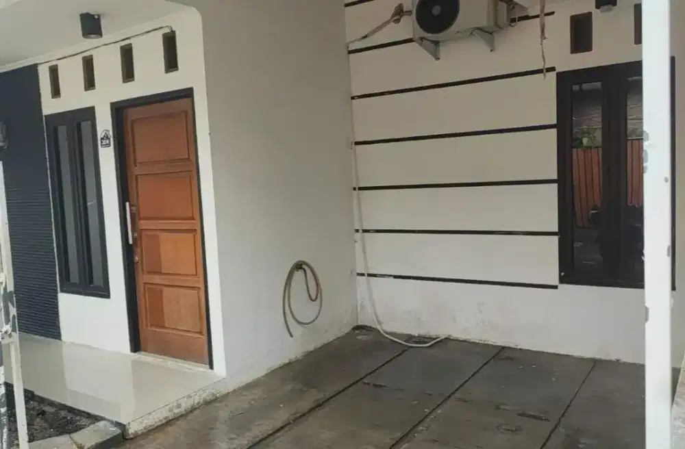 (Over Kredit) Rumah Cluster 1 Lt , Bekasi