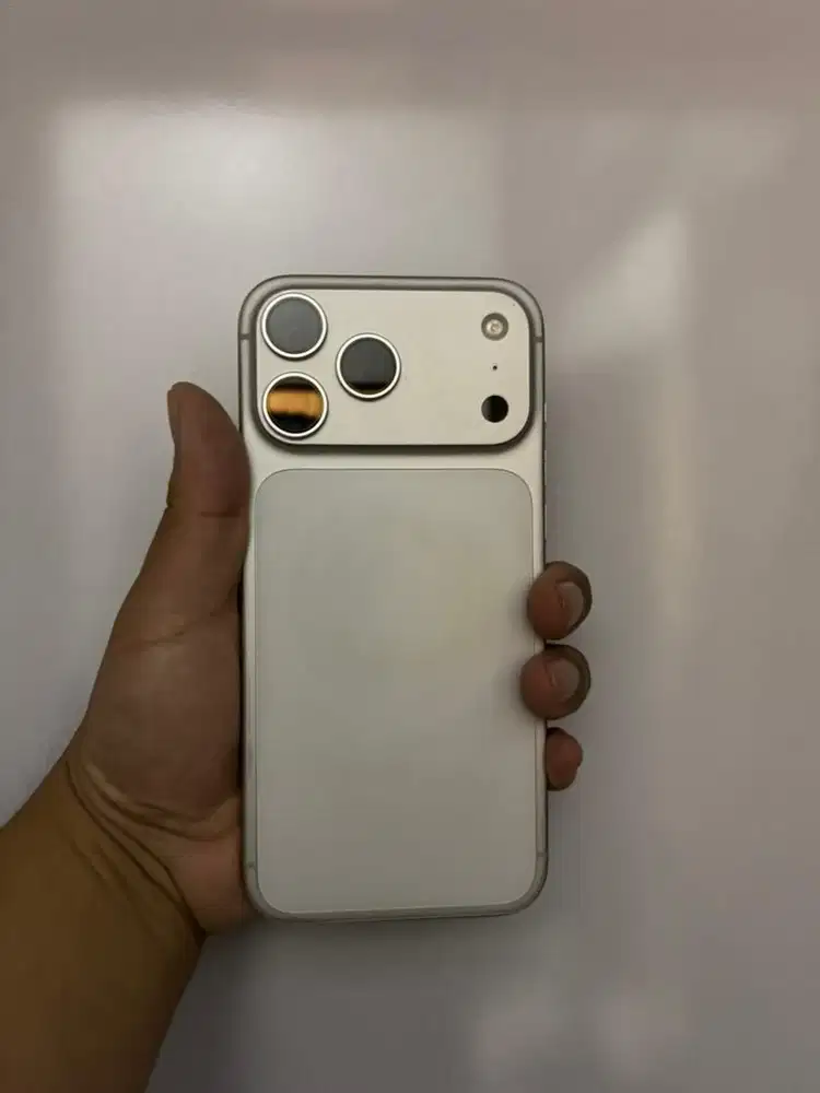 Iphone 17 pro max 256 silver