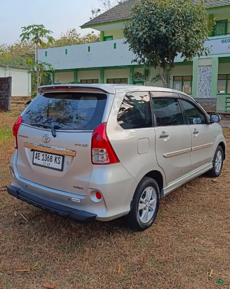 Avanza Veloz 1.5 metic