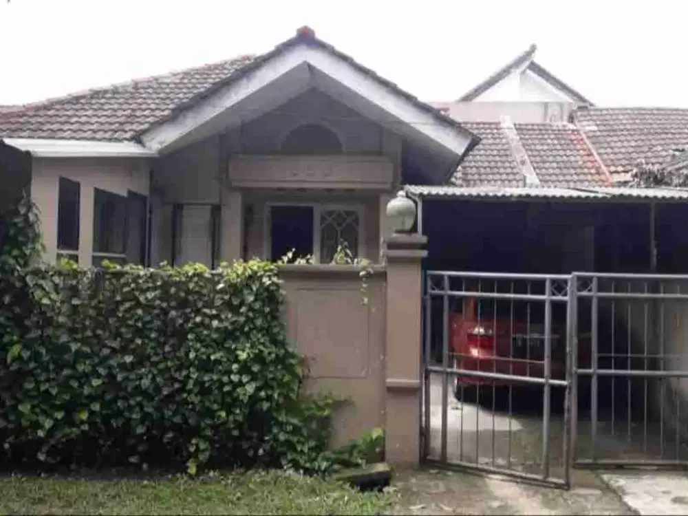 Dijual BU Rumah Luas Dan Murah Di Kencana Loka BSD