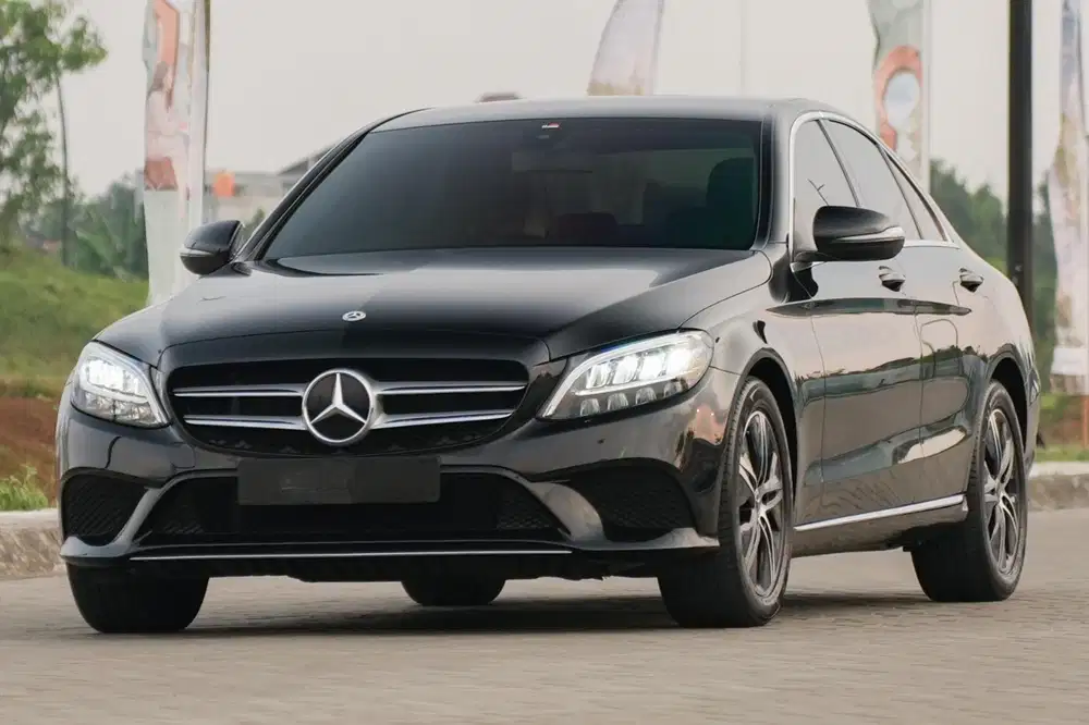 Mercedes Benz C180 AT 2019 (W205)