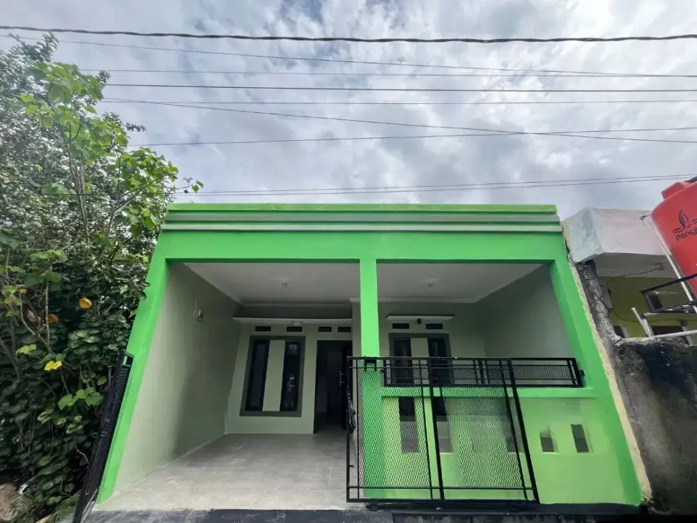 JUAL RUMAH MURAH FULL BANGUNAN BARU DI KOMPLEK KOTA SERANG BARU, CIBARUSAH