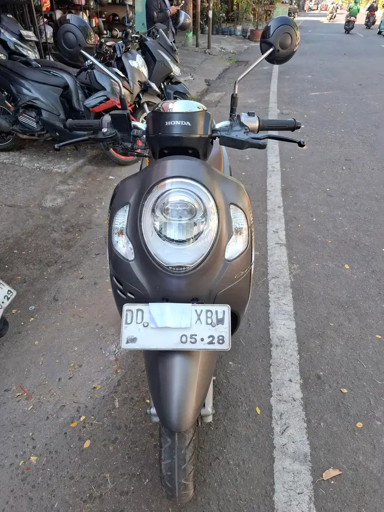 Honda Scoopy 110cc 2023 Abu-abu Keyless