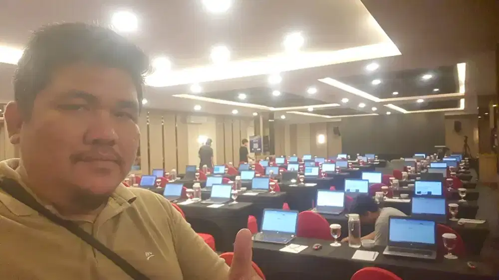 Sewa Laptop untuk kantor/individu/korporat/event