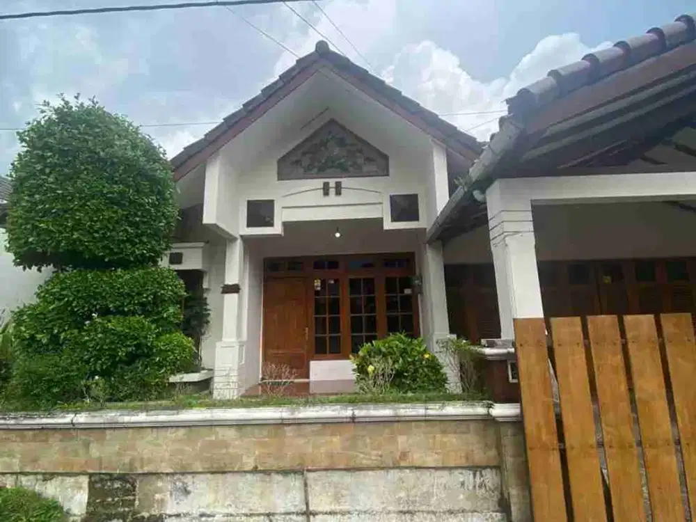 disewakan rumah furnish dalam perumahan 24 jam dekat kampus UGM dan al-azhar