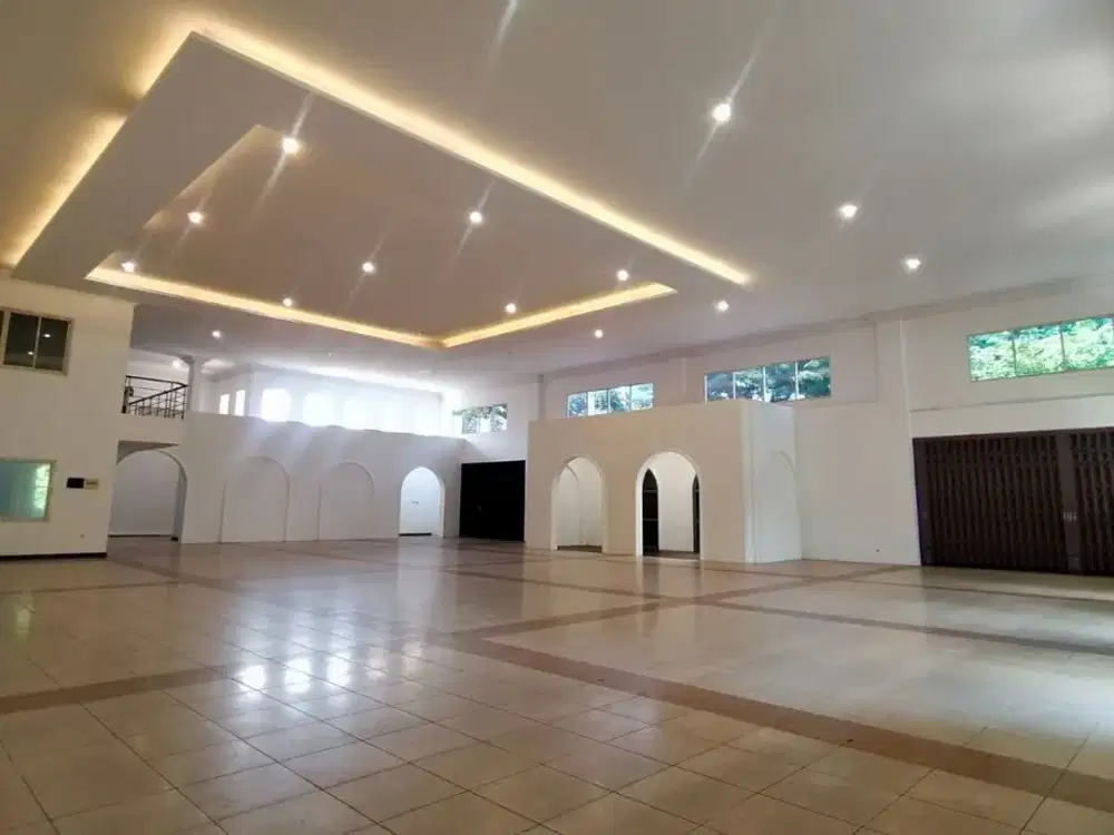 Tempat usaha daerah Genteng Kali Ada 2 ruang kantor