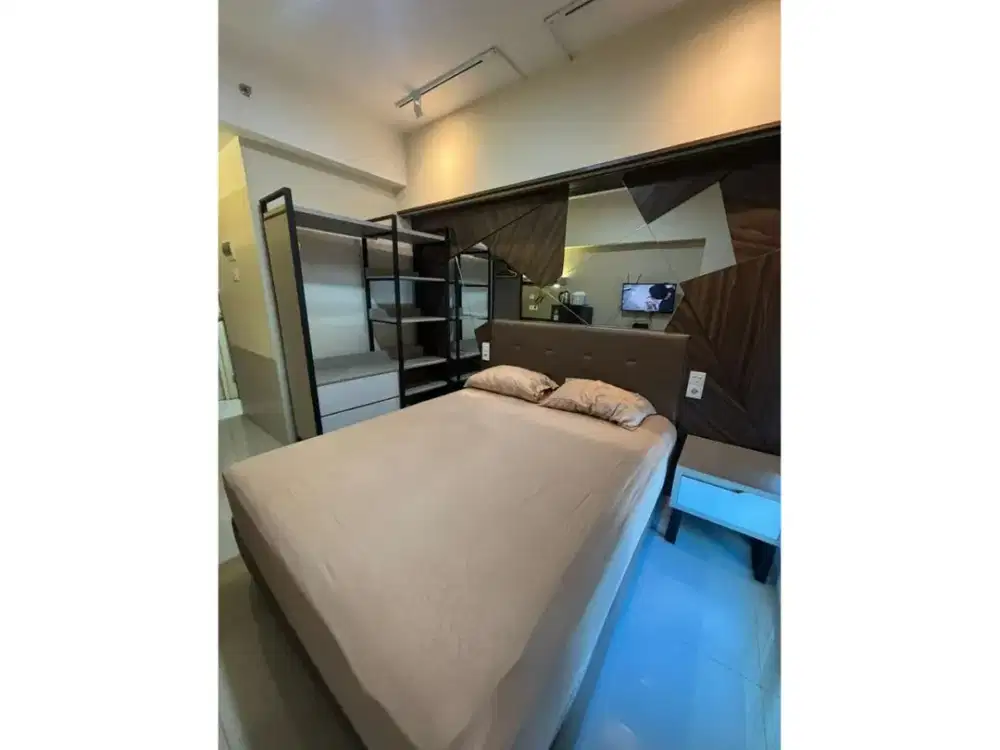 disewakan bulanan apartemen tanglin studio furnish mewah lantai 10 harga 3,5jt/bln