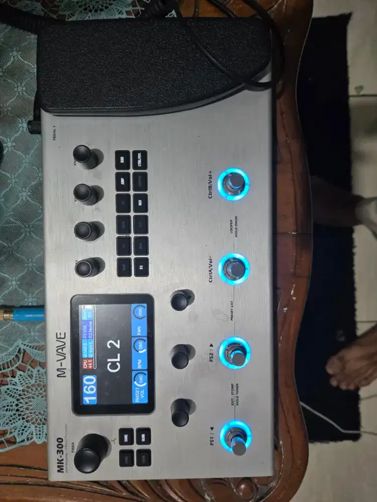 Efek gitar mvave MK 300
