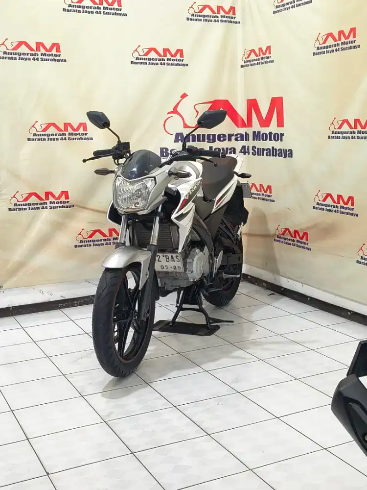 Ready Yamaha Vixion Ks Tahun 2014 warna putih