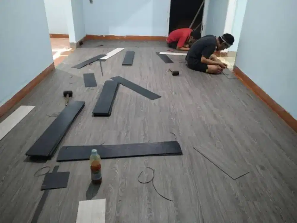 Jasa pasang Vinil Lantai