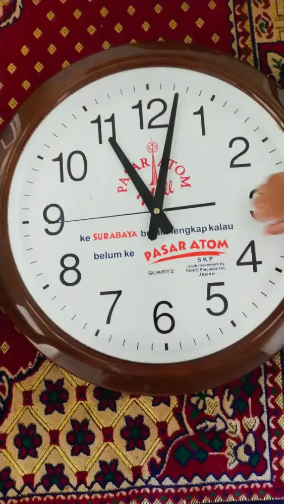 Jam dinding Besar Murah