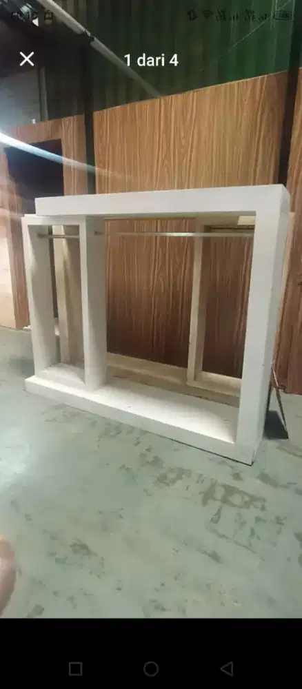 Lemari pajangan ex pameran