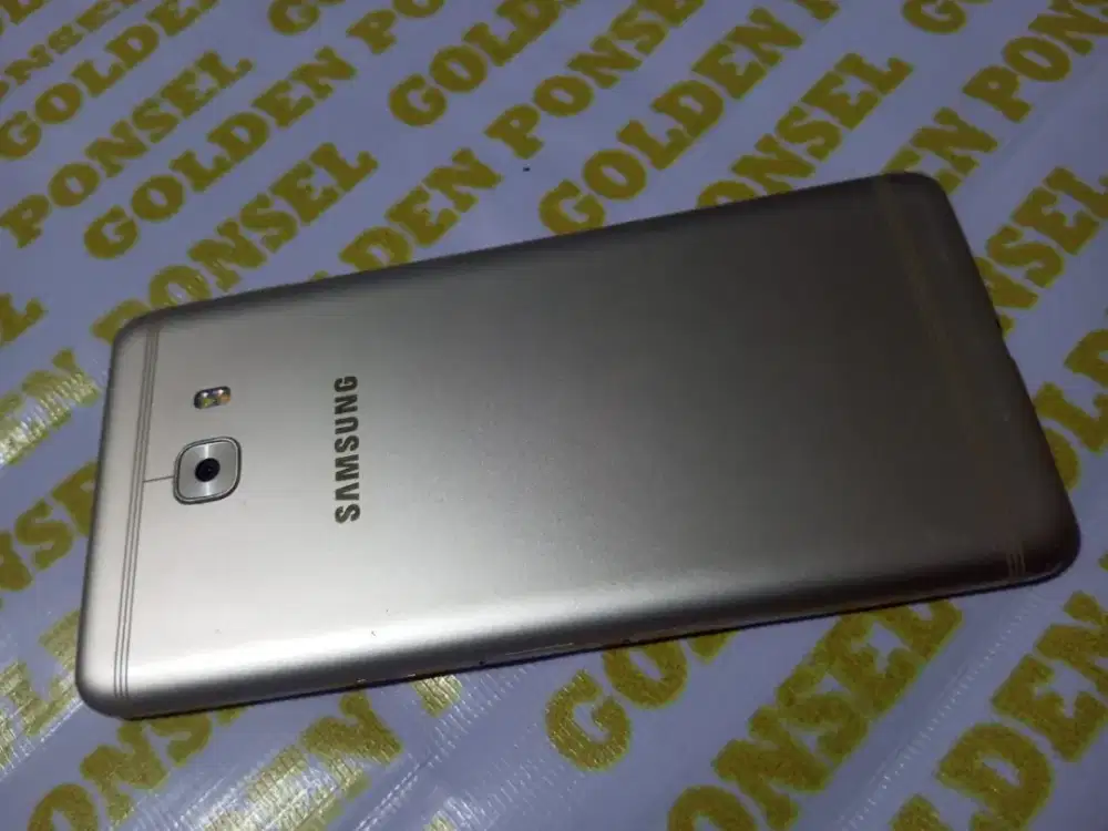 Galaxy C9 Pro-4G.Finger.Ram 6/64GB.ORI.GOLDEN PONSEL
