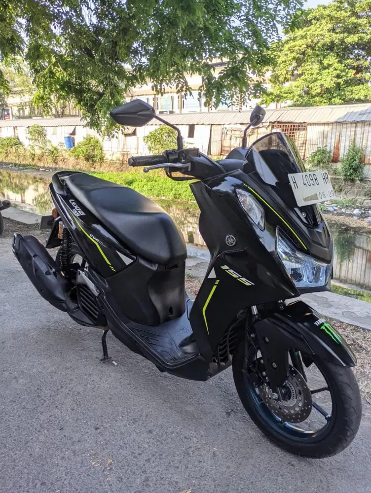 Lexy Lx 155cc 2024 Hitam Metalik Dijamin Nyuss