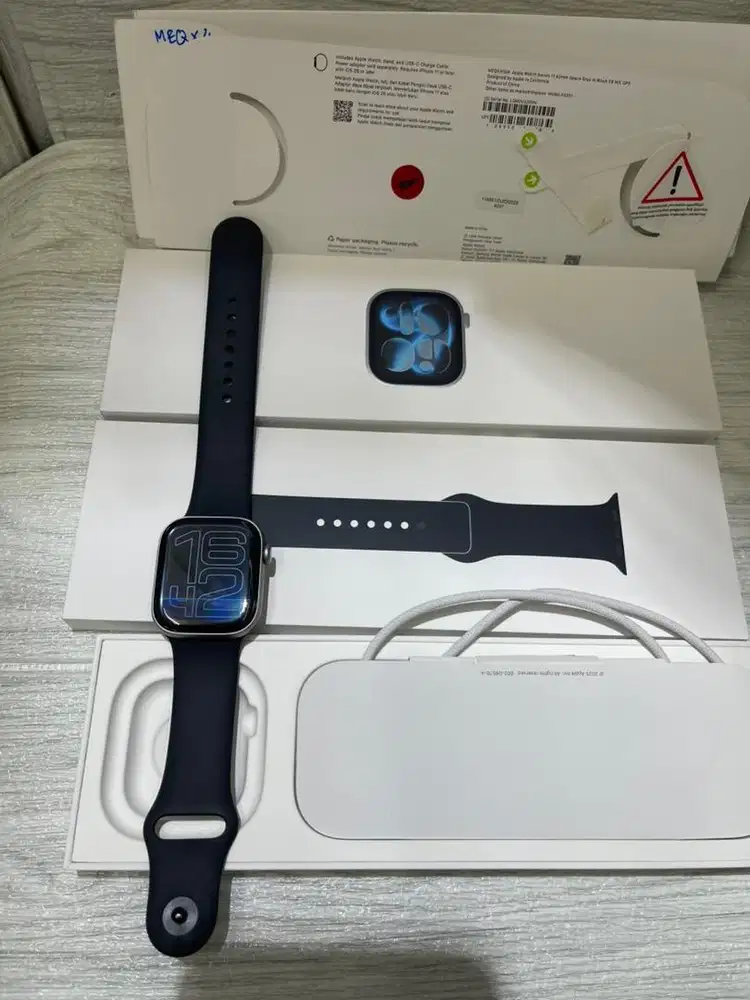 Apple watch series 11 42mm | iwatch seri 11 42 mm resmi ibox