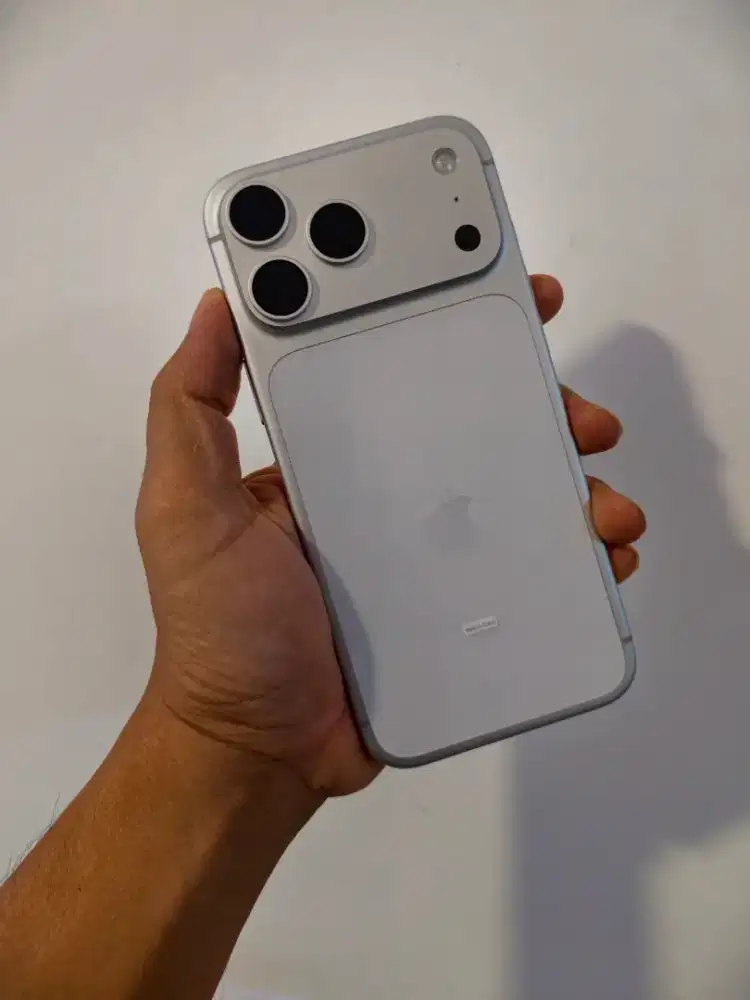 Iphone 17 pro max 256GB iBox BH100 garansi panjang