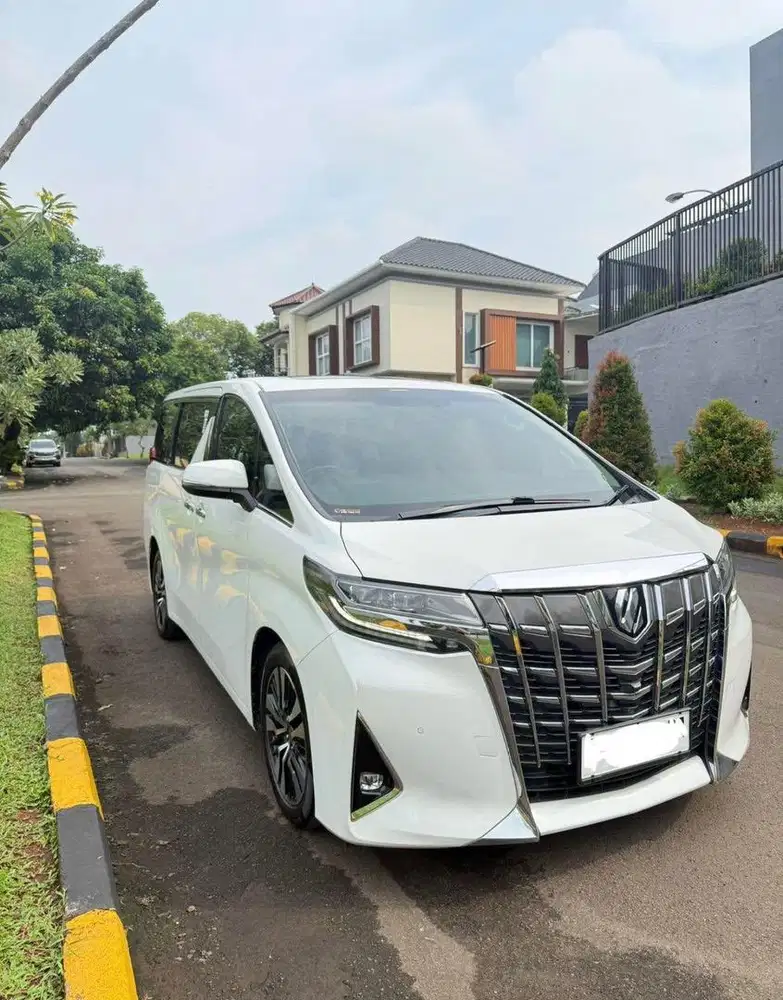 Jual toyota alphard tipe g 2019 kilometer 40rb
