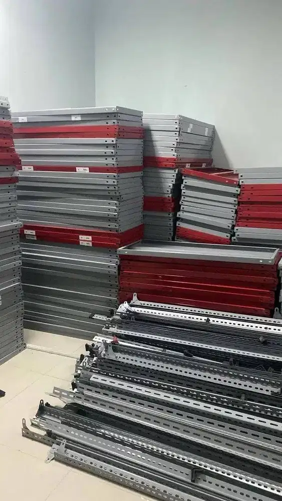 Jual Rak Besi - Kondisi Mulus