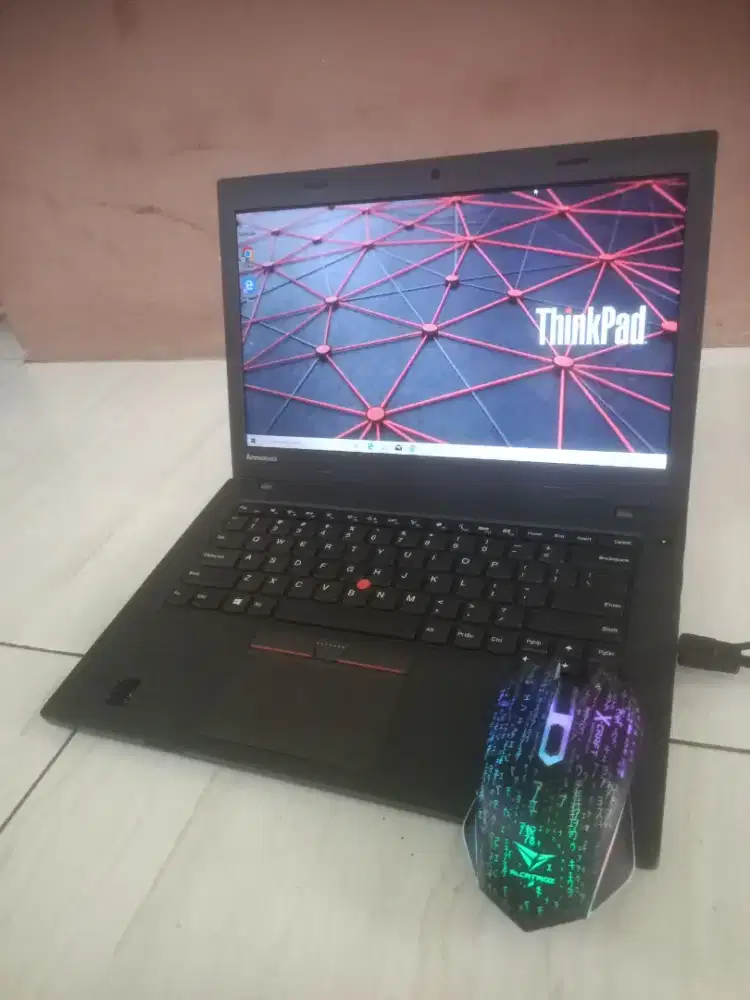 Lenovo thinkpad L450 core i3-5005U 4gb/500gb batre 4jam