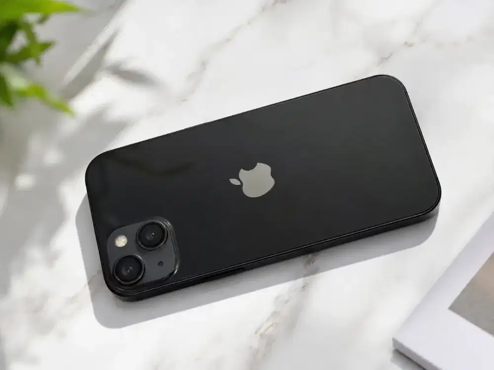 iPhone 13 256GB Midnight ,Ex Inter , Full Normal ,Mulus , Siap Pakai