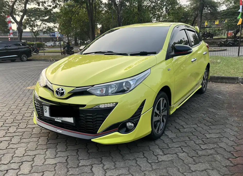 Toyota Yaris S TrD CVT 2018 Kuning 7 Airbag