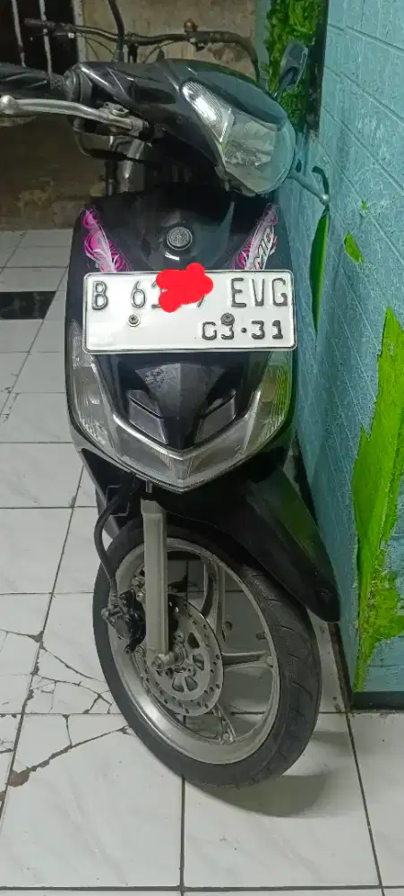 Mio smile 2011 hitam