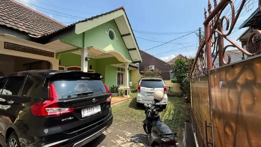 Dijual Rumah Aden strategis Jatibening Baru Bekasi