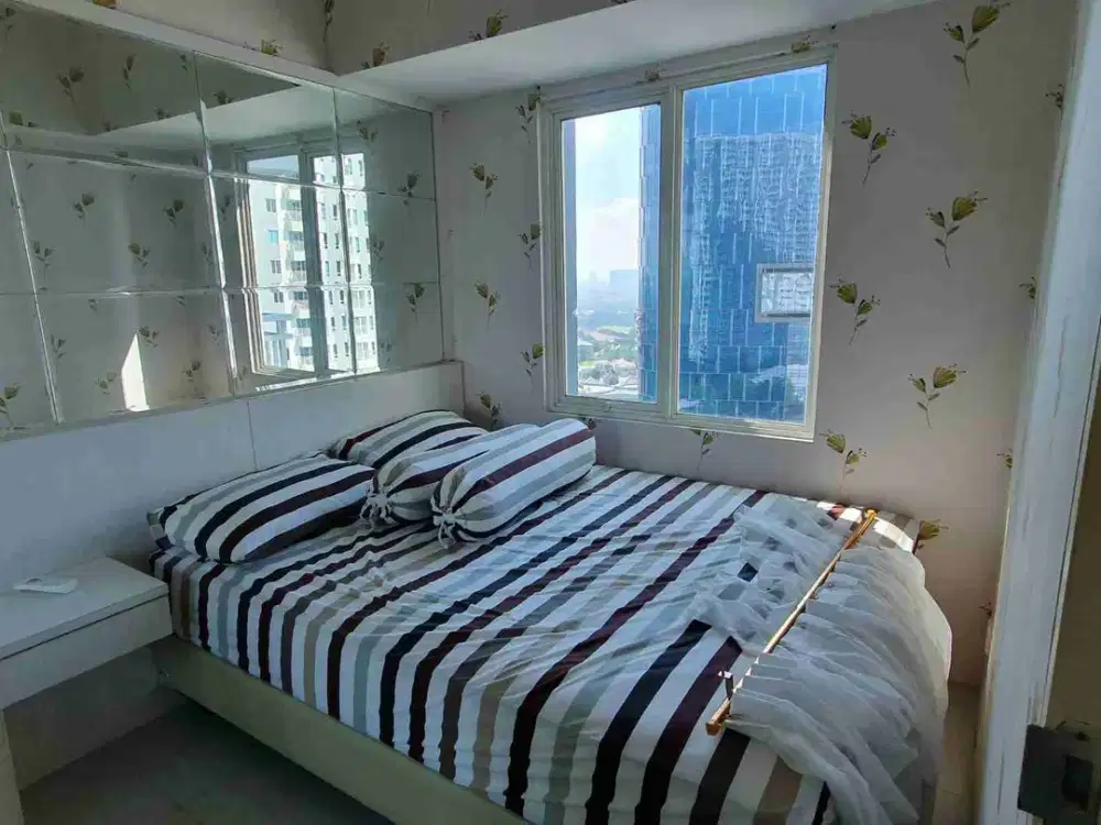 Disewakan Apartemen 2 BR Full Furnised Tanglin Lt.18.