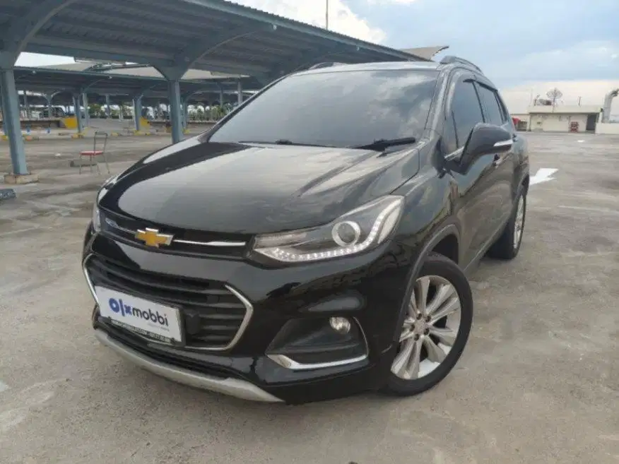 DP MURAH Chevrolet Trax 1.4 Premier Bensin-AT 2018 Hitam C6MTD