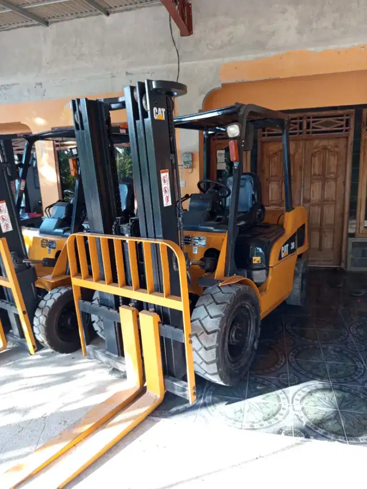Forklift 3 Ton CAT 2020 Mitsubishi siap kerja