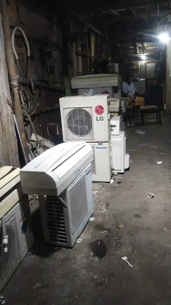 Jual beli AC bekas dan AC rusak