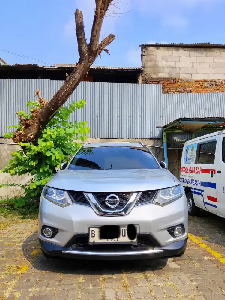Nissan Xtrail 2,5  2015, silver