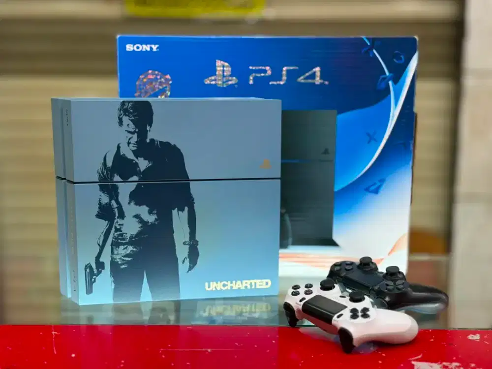 PS4 FAT 500GB Uncharted Edition