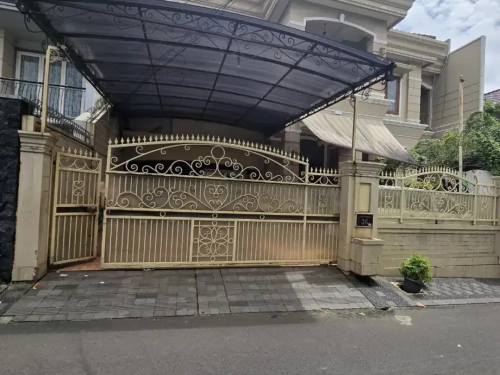 Dijual Rumah mewah 2 lantai di Simprug kebayoran lama