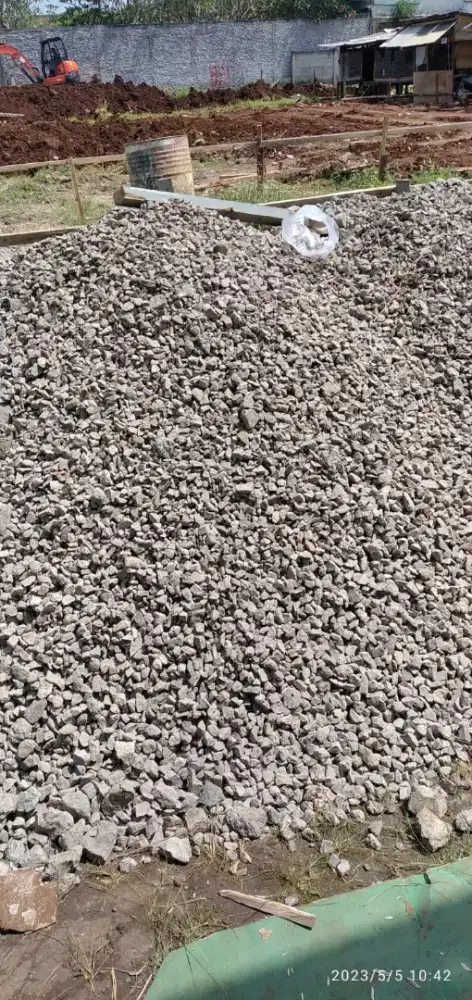 Material batu makadam pasir urug pasir ayak