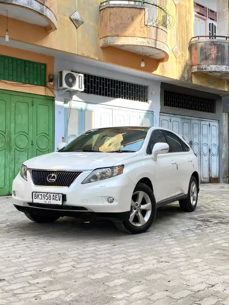 Odo80rb-an Panoramic roof! Lexus RX270 6speed AT nik 2011 bukan CX5