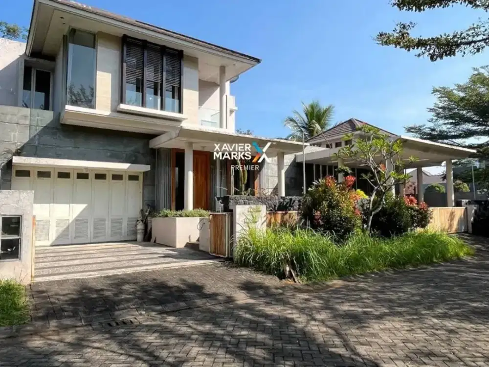 Rumah Mewah Plus Private Pool Di Araya Valley Malang