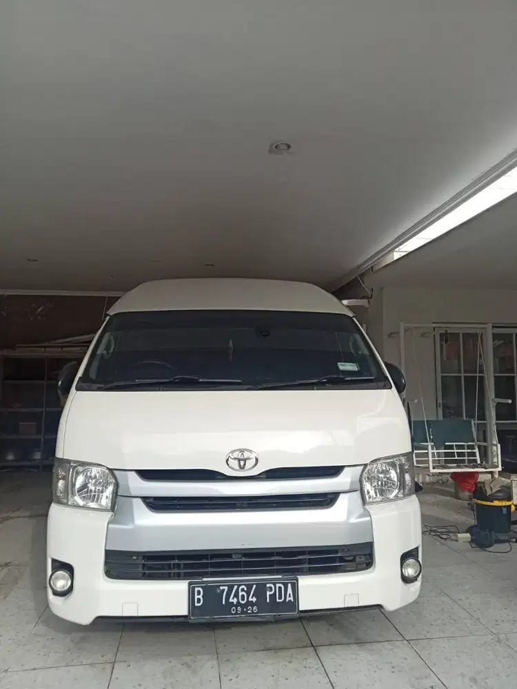 Dijual HIACE COMMUTER tahun 2016 Plat B warna putih KM 175 RB
