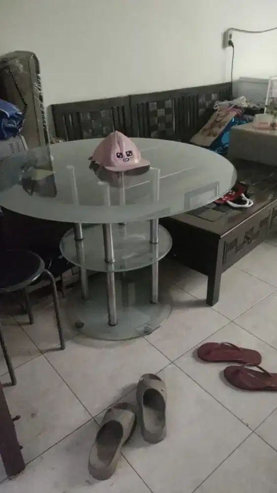 Second meja bundar kaca kaki stainless meja ruang tamu bundar