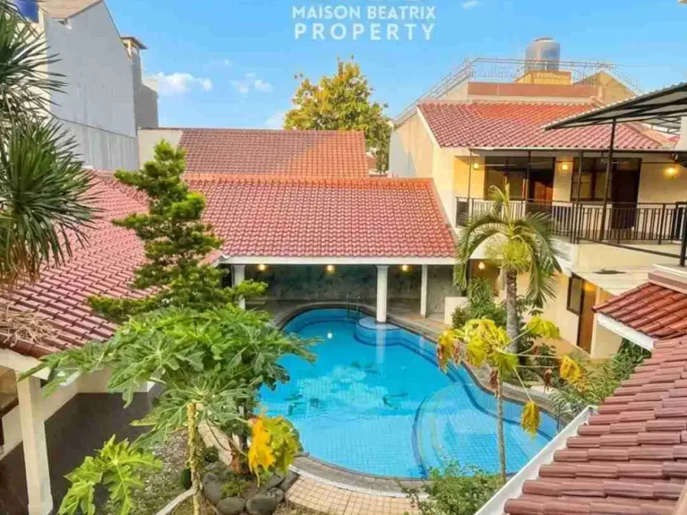 DIJUAL RUMAH 2LT DENGAN PRIVAT POOL DIKAWASAN EXLUSIVE, MENTENG JAKPUS