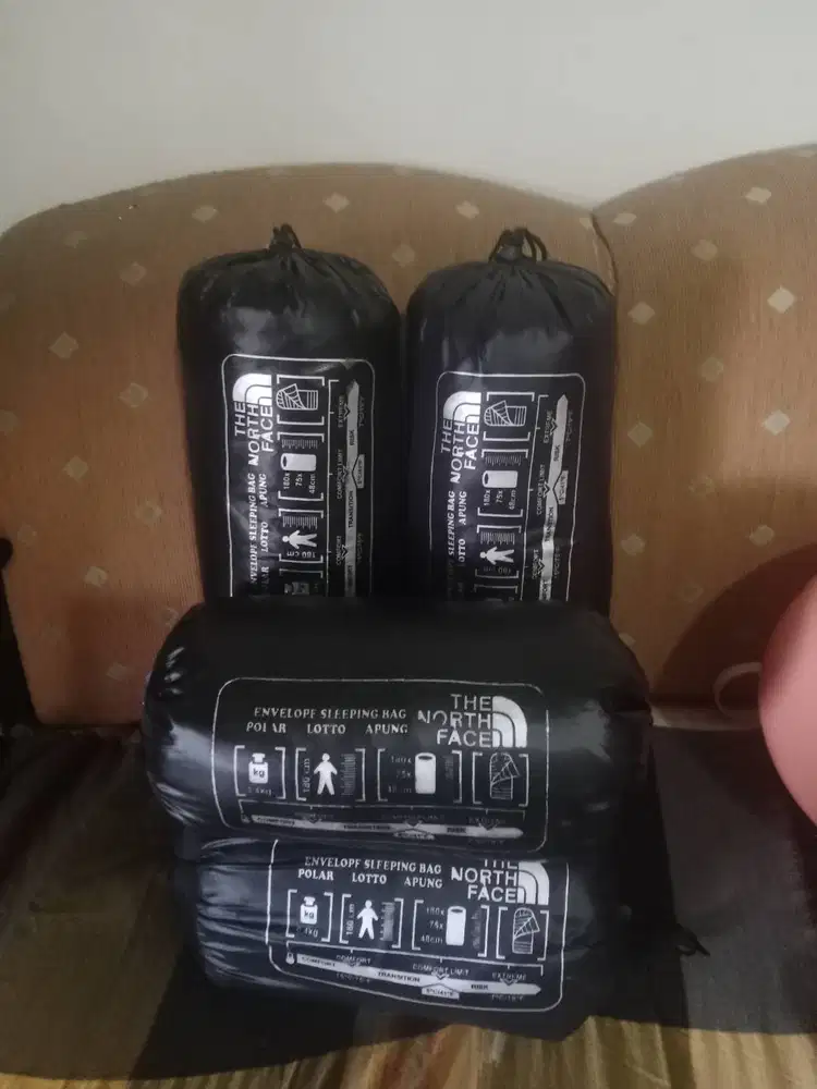 Sleeping bag kantong tidur alat tidur digunung polar waterproof baru
